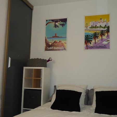 Appartementfrontdemersaintraphaelsantalucia Exteriér fotografie